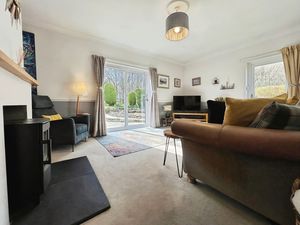 Photo 31- click for photo gallery